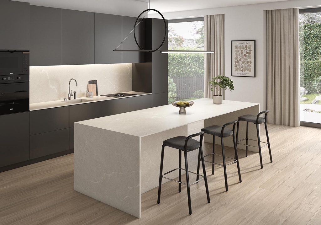 Amb-Gris-Levante-Bush-Hammered-1600x3200x12_Alabama-Line-Natural-195x1195-1.jpg